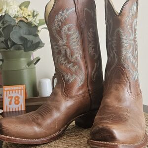 Womens Nocona Brown Cowboy Boots with Blue Stitching